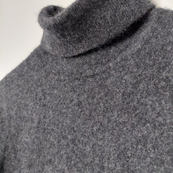 Uniqlo Cashmere Turtleneck Sweater S/M - Picture 2 of 8